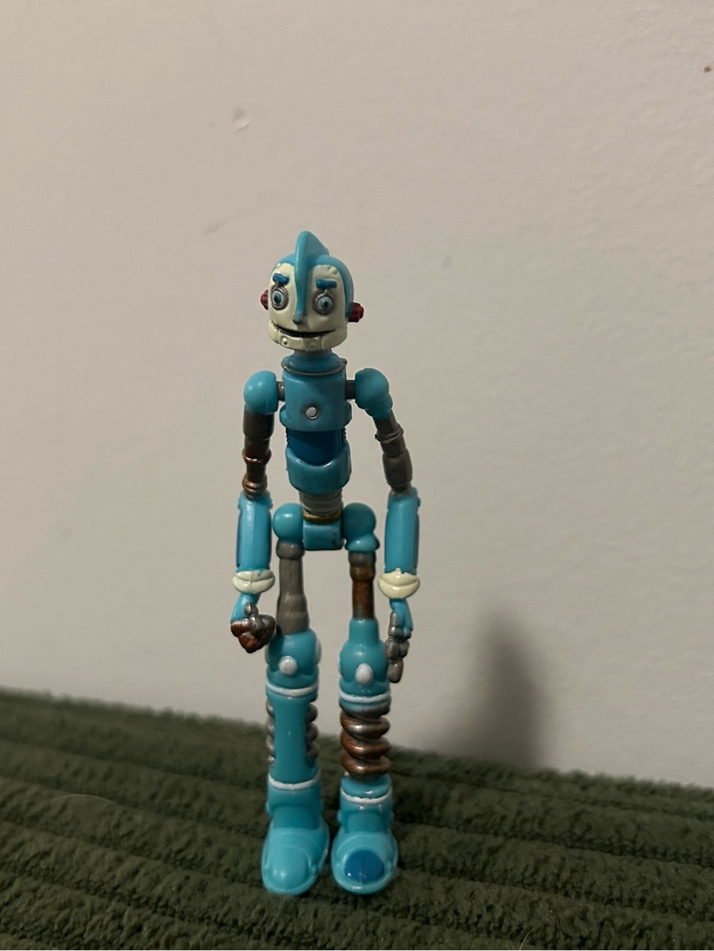 Rodney Copperbottom - Robots 2005 Magnetic Feet Figure